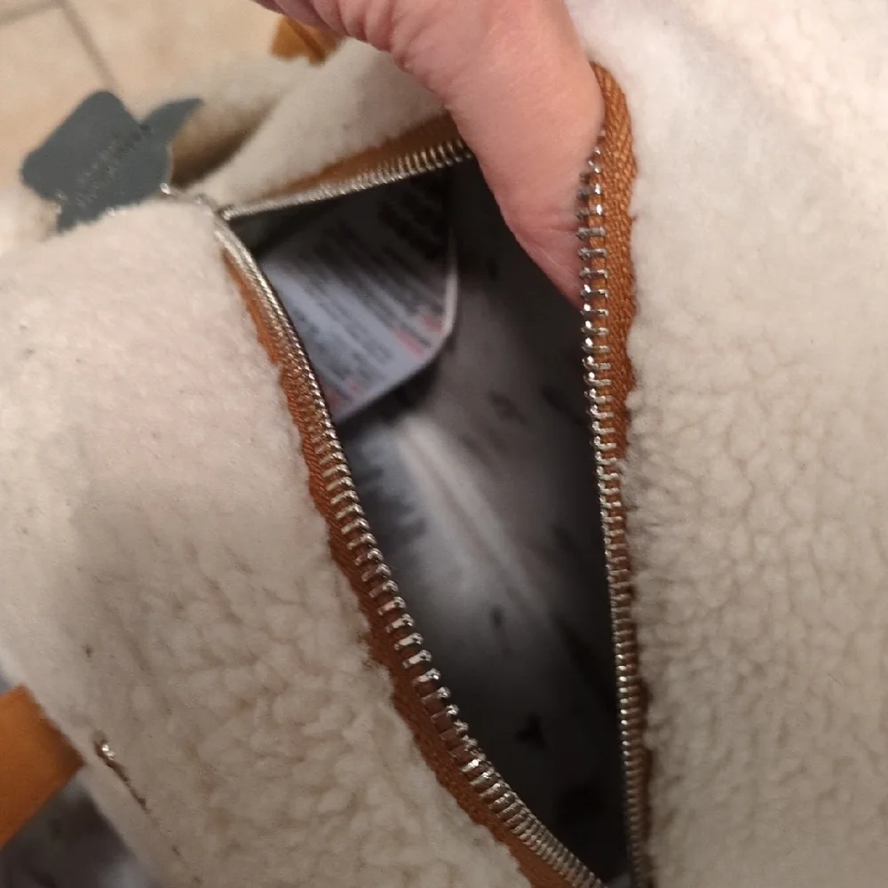 Disney Parks Loungefly Star Wars White and Brown Backpack with Grogu Character - Picture 9 of 13